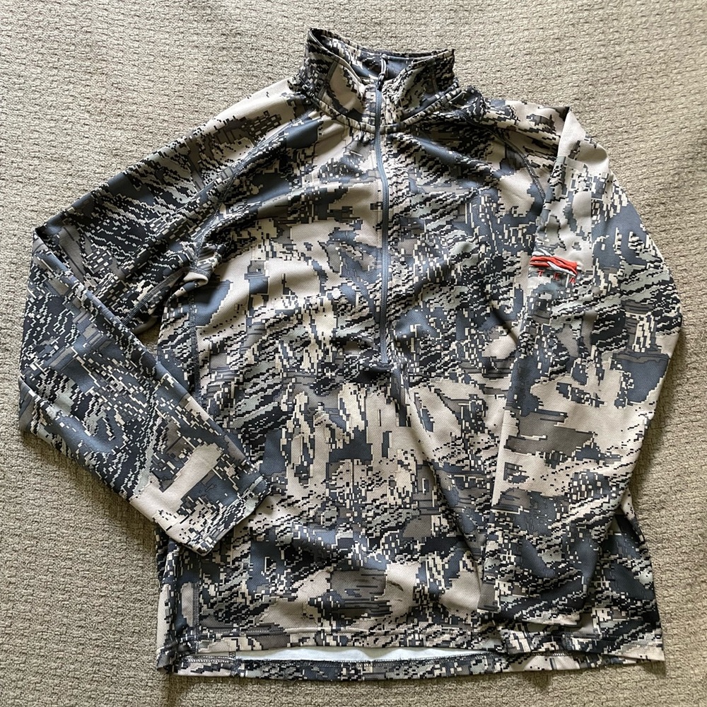 Size large Sitka shirt
